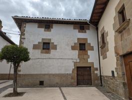 Casa en Mañeru para reformar photo 0