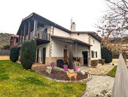 Casa en Estella photo 0