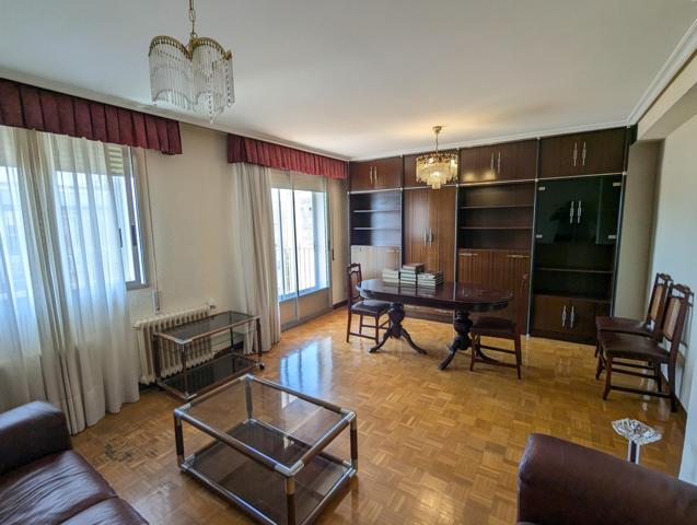 Piso en Pamplona photo 0