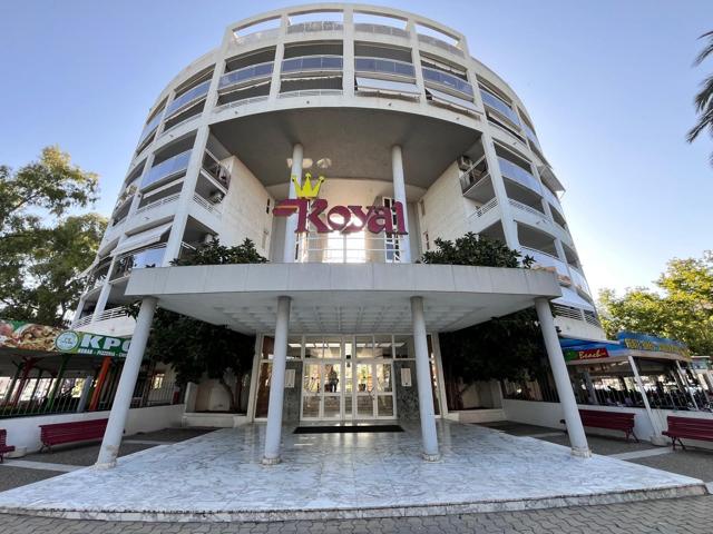 APARTAMENTO DE 2 DORMITORIOS EN PLAZA DE EUROPA. ED. ROYAL. photo 0