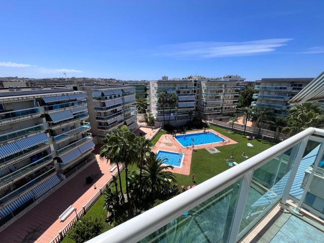 APARTAMENTO DE 3 DORMITORIOS VISTA PISCINAS. PARKING Y TRASTERO INCLUIDOS. ED. VILLAGE PARK D. photo 0