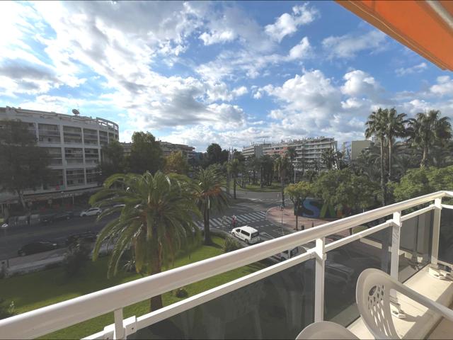 APARTAMENTO DE 2 DORMITORIOS CON PARKING Y VISTA A LA PLAZA DE EUROPA DE SALOU. ED. RHIN. photo 0