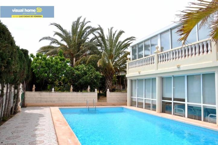 ESPECTACULAR CHALET INDEPENDIENTE, EN PONIENTE, A UN PASO DE TODOS LOS SERVICIOS CON 3 VIVIENDAS!!! photo 0