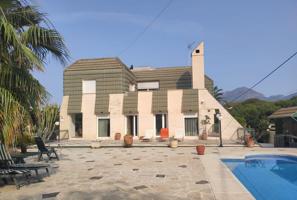 CHALET INDEPENDIENTE IDEAL PARA FAMILIAS photo 0