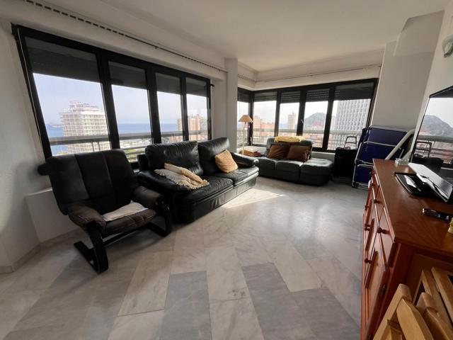 ÁTICO DÚPLEX CON PRECIOSAS VISTAS AL MAR EN LA CALA DE BENIDORM photo 0