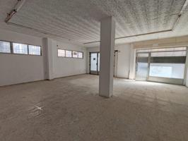 🚗 ¡Oportunidad! Local Comercial en Benidorm con Uso de Garaje photo 0