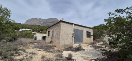 CASA DE CAMPO PARA REFORMAR CON 21000 M2 DE TERRENO EN FINESTRAT photo 0