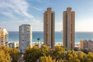 ¡Bonito apartamento en 2º LInea de la Playa Levante! photo 0