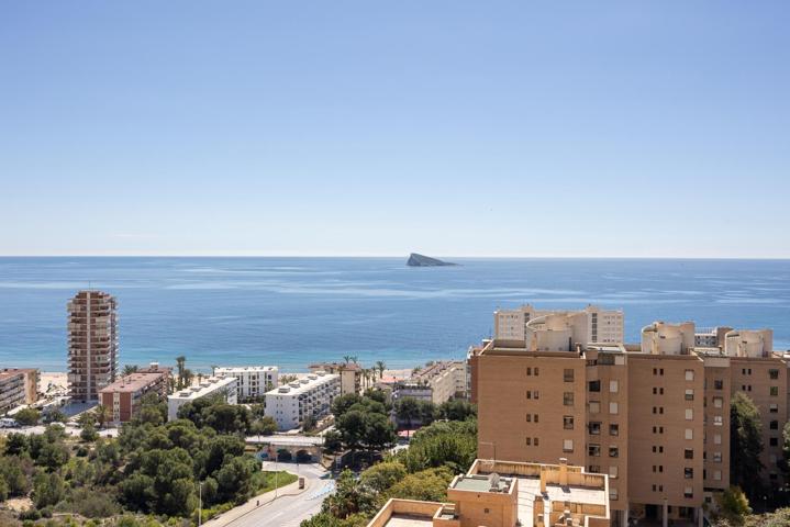 ¡ESPECTACULAR Y AMPLIO PISO DE LUJO, EN PLAYA PONIENTE, CON VISTA AL MAR Y CERCA DE LA PLAYA! photo 0