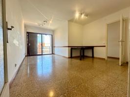 ¡Oportunidad única en el corazón de El Vendrell! photo 0