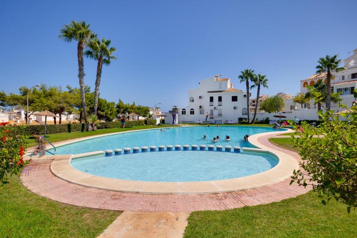 Venta de Chalet dúplex en Torre La Mata con piscina comunitaria photo 0