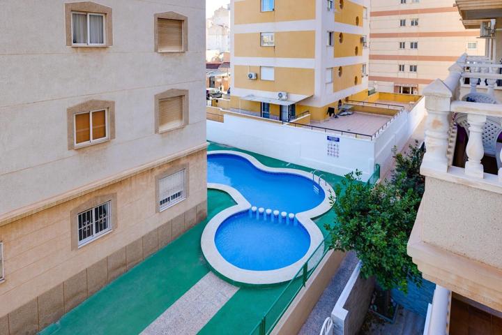 Venta de Apartamento,2 dormitorios, piscina comunitaria Nueva Torrevieja, Torrevieja photo 0