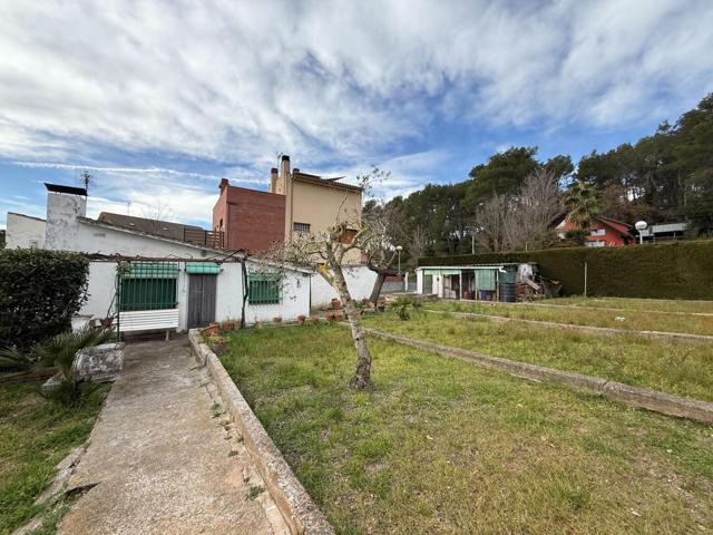 Casa a reformar. Magnifica parcela. Zona Ca'n Amell photo 0