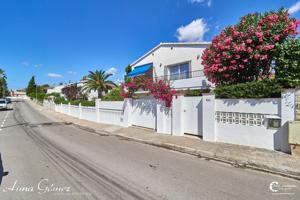 Casa en Mas Mel - Calafel Playa cuatro vientos con amplio jardin! photo 0