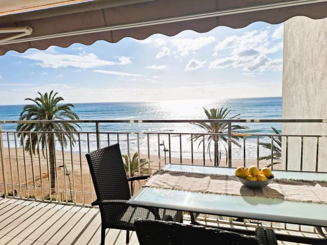 Apartamento moderno en primera línea con vistas espectaculares photo 0