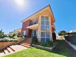 Exclusiva casa unifamiliar en Calafell – Tranquilidad, espacio y calidad a pocos minutos del mar photo 0