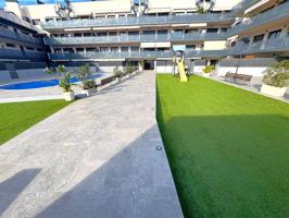 “Magnífico piso en urbanización exclusiva junto al mar” photo 0