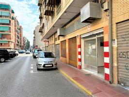 LOCAL COMERCIAL CON VADO, Y ESPACIO DE ALMACENAJE photo 0