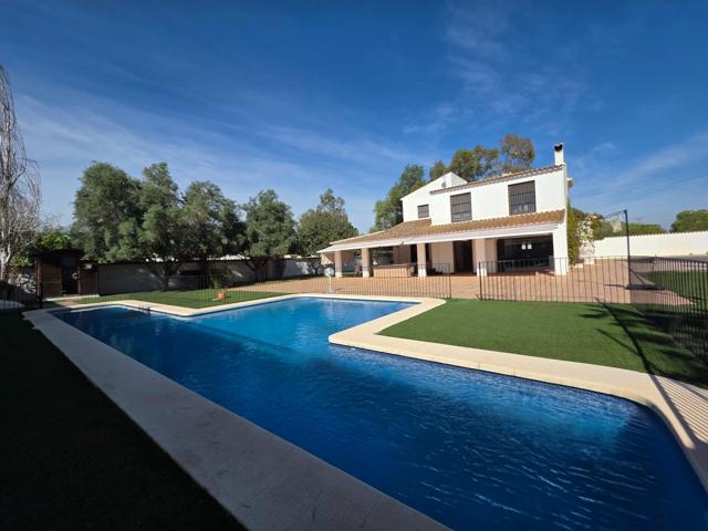 CHALET INDEPENDIENTE CON GRAN PARCELA EN SANTA POLA photo 0