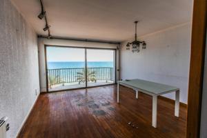 🌅🏠 ¡Exclusivo Ático en Calafell Playa! - ¡Sol, Mar y Privacidad por 259.000€! 🌊 photo 0