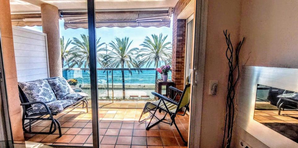 ESPECTACULAR PISO FRONTAL AL MAR EN CALAFELL photo 0