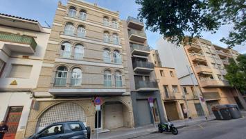 Estupendo ático con una gran terraza en el centro de El Vendrell photo 0