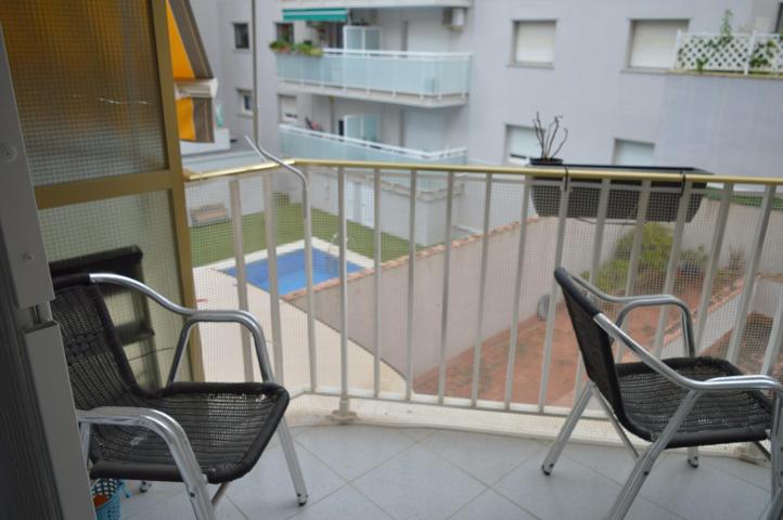 CENTRICO APARTAMENTO EN 3ª LINEA DE MAR photo 0