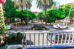 🏖 Planta Baja Reformada en Calafell – ¡Frente a la Plaza y a pocos metros del mar! 🌞 photo 0