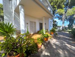Casa en Oasis Park photo 0