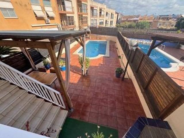 Casa Adosada en Vilanova i la Geltrú con Piscina Propia photo 0
