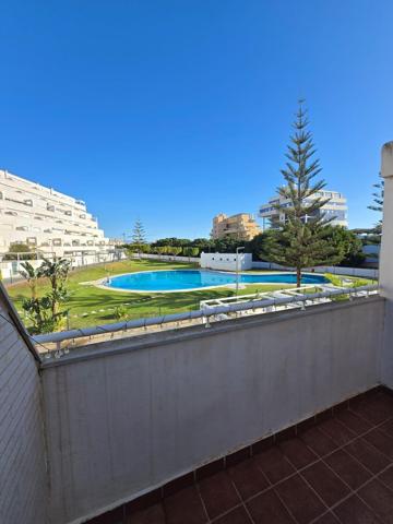 SE VENDE PISO DUPLEX CON SALIDA A LA PISCINA photo 0