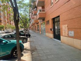 VENTA DE LOCAL CON LA OPCION DE PLAZAS DE GARAJE photo 0