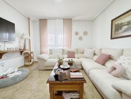 Espacio, Luz y Comodidad en una Casa para Disfrutar ¡Oportunidad Única en El Parador! photo 0