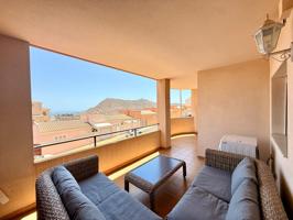 BONITO PISO EN VENTA EN LA ENVIA GOLF photo 0