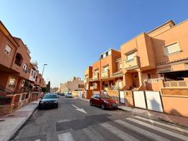 PRECIOSO TRIPLEX EN AGUADULCE SUR photo 0