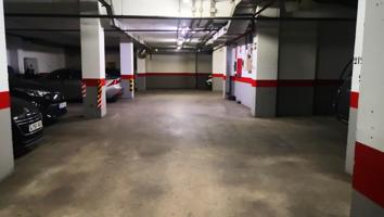 Se venden 2 plazas de garaje de 15 m2 cada una photo 0
