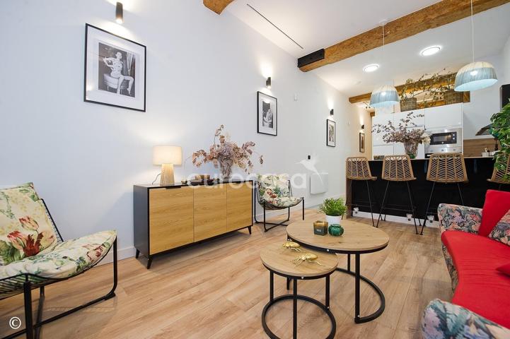 COMODIDAD, ESTILO Y UBICACIÓN: DOS APARTAMENTOS ÚNICOS EN SANTANDER photo 0