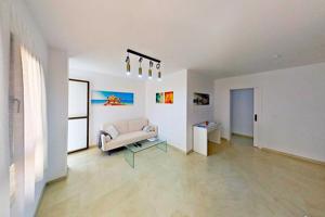 Amplio piso con garaje junto Palacio de Congresos photo 0