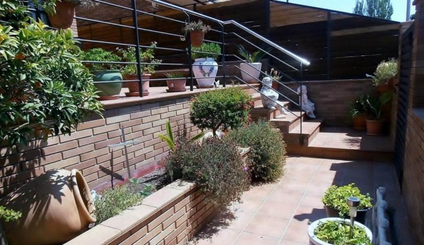 CASA ADOSADA CON TERRAZA, JARDIN, GARAJE Y TRASTERO EN ZONA PUIG PELOS - CUNIT photo 0