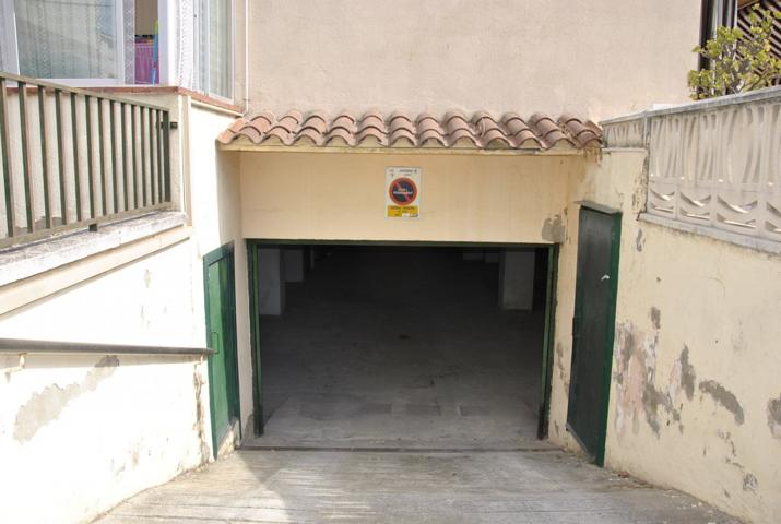 Se vende plaza de parking en Cunit pueblo a 5 min. andando de la playa. photo 0