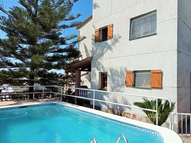 CASA CON PISCINA Y VISTAS AL MAR EN BARONIA DEL MAR - BELLVEI photo 0