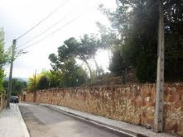 TERRENO EN VALLBONICA 539 MTRO2 A 45' DE BARCELONA photo 0