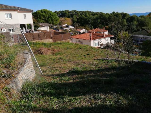 Terreno urbano de 512 m2 en Can Bonastre (Piera) photo 0