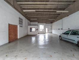 Nave en alquiler para actividad industrial o almacén en centro de Sant Sadurní d´Anoia de 146 m2 photo 0