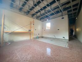 Piso alto de tres habitaciones y terraza en Reforma La Vila - Martorell, . photo 0