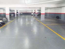 PARKING EN CUNIT MUY CERCA DE LA PLAYA photo 0