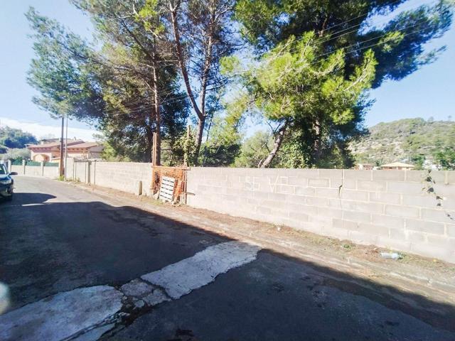 PARCELA A LA VENTA EN CASTELLET I LA GORNAL, BARCELONA photo 0