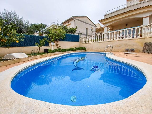 CHALET EN VENTA EN CUNIT CON VISTAS AL MAR ZONA RESIDENCIAL photo 0