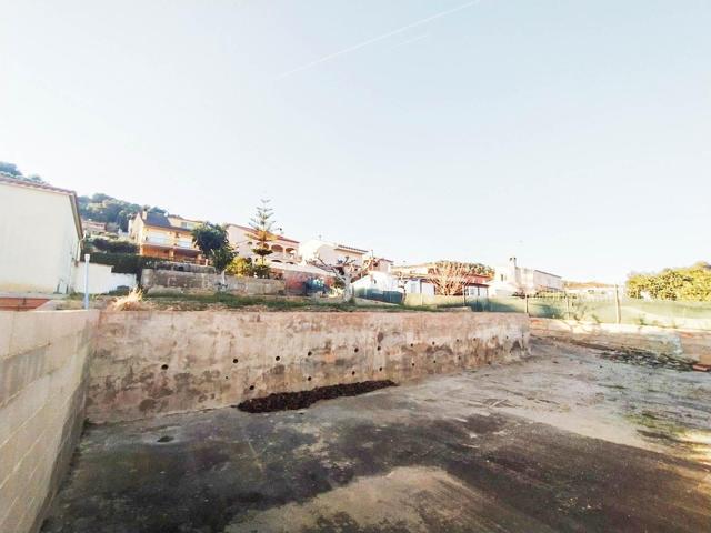 PARCELA EDIFICABLE PLANA A LA VENTA EN CUNIT URBANIZACIÓN LOS ROSALES photo 0