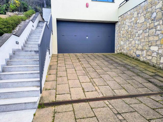 Chalet a estrenar a la venta en Castellbell i El Vilar, urb Can Prat photo 0